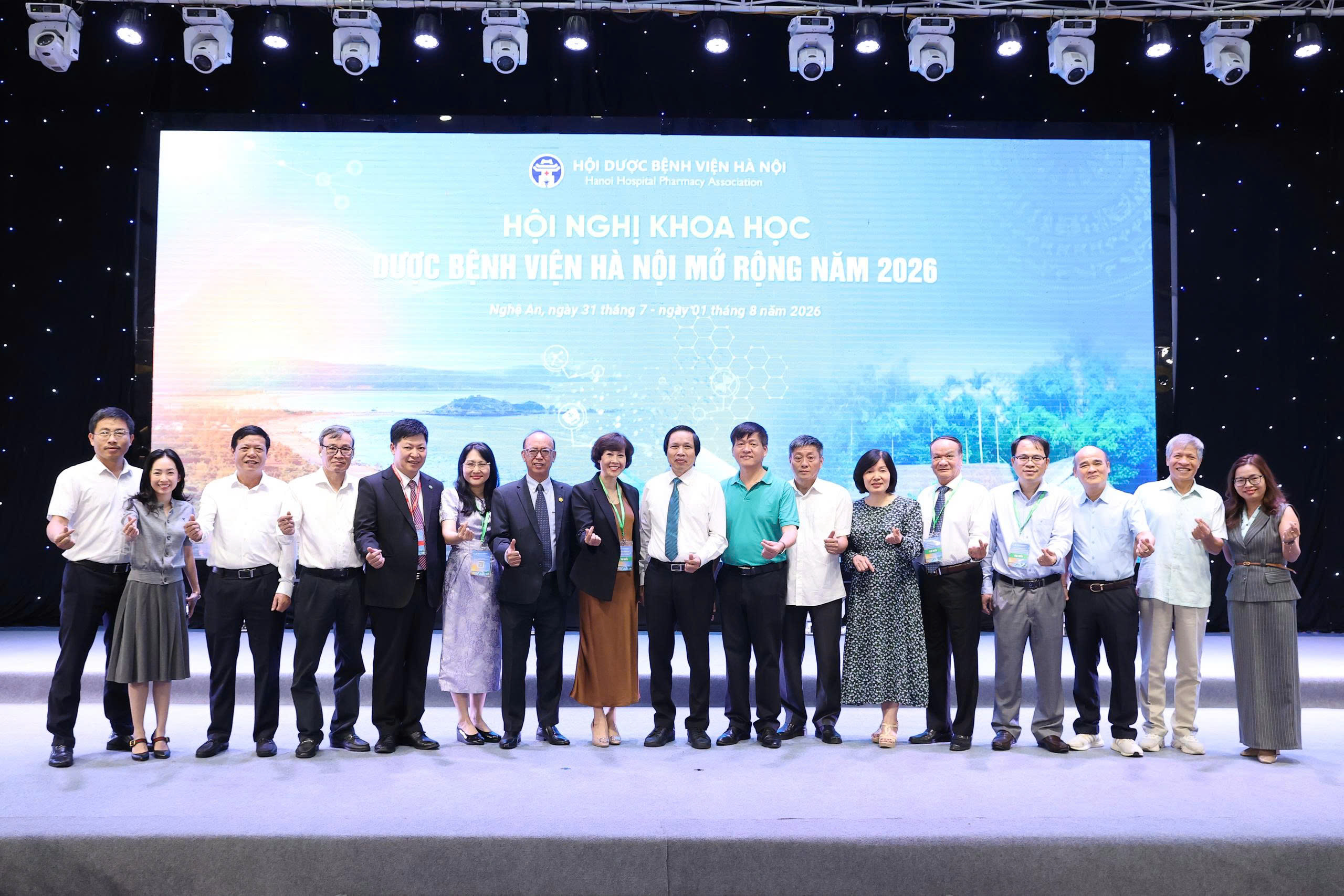 VAHP THAM DỰ HỘI NGHỊ KHOA HỌC DƯỢC BỆNH VIỆN HÀ NỘI MỞ RỘNG 2026 TẠI VINH, NGHỆ AN